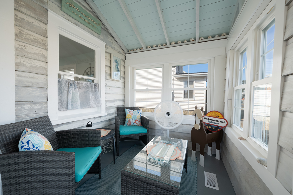 Sip sweet tea as you watch our little Island come to life each morning.