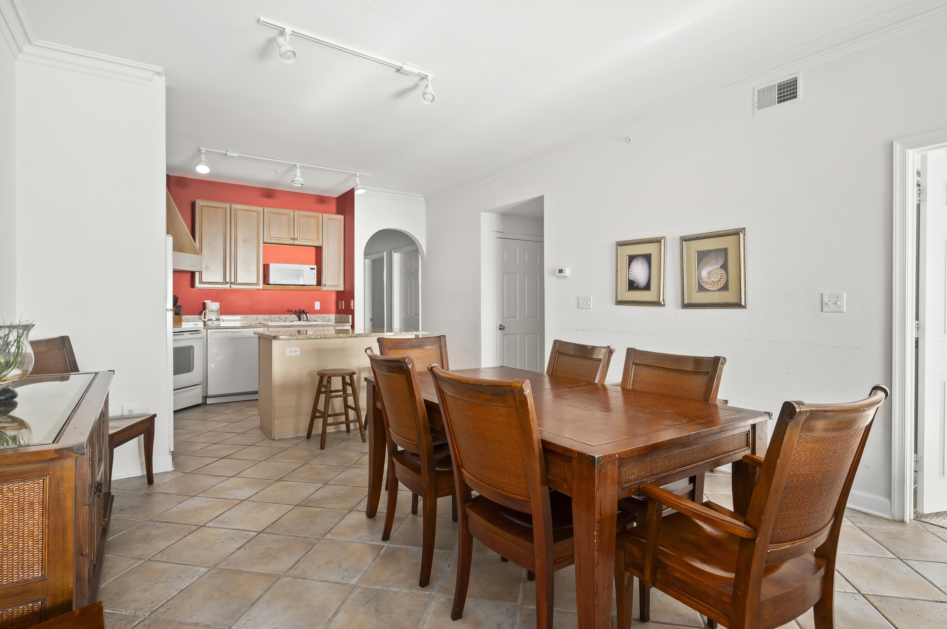 Seating for 6 at the table and 2 at the island