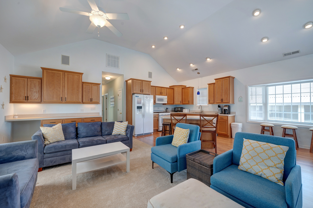 Relax and enjoy the Ac, Free Wi-Fi and Flat Screen TV.