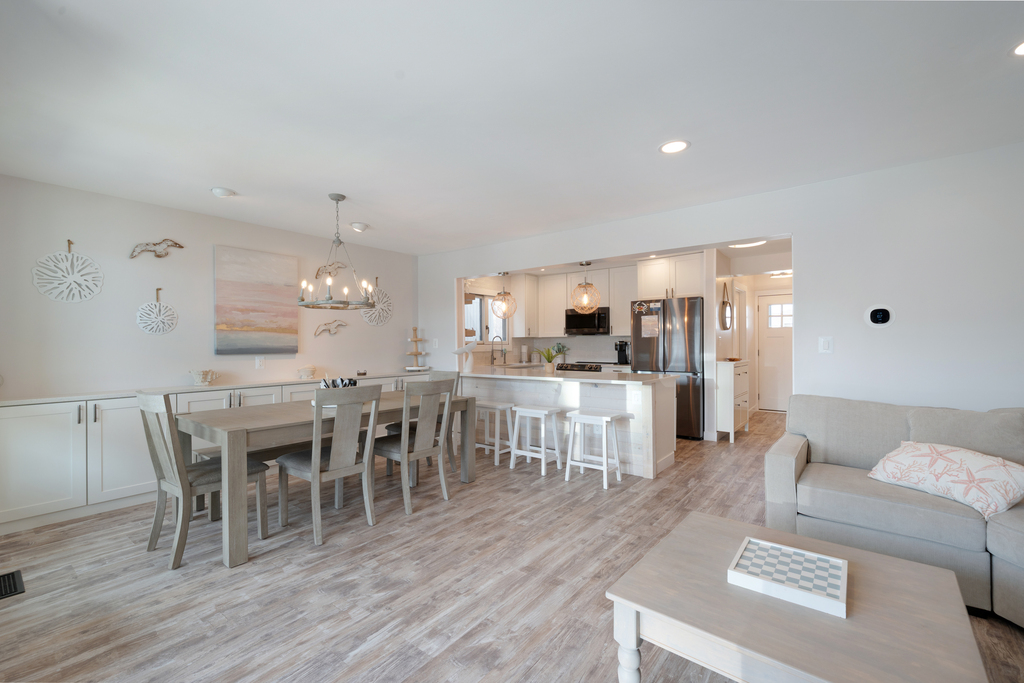 Plenty of space to Gather with your Loved Ones!