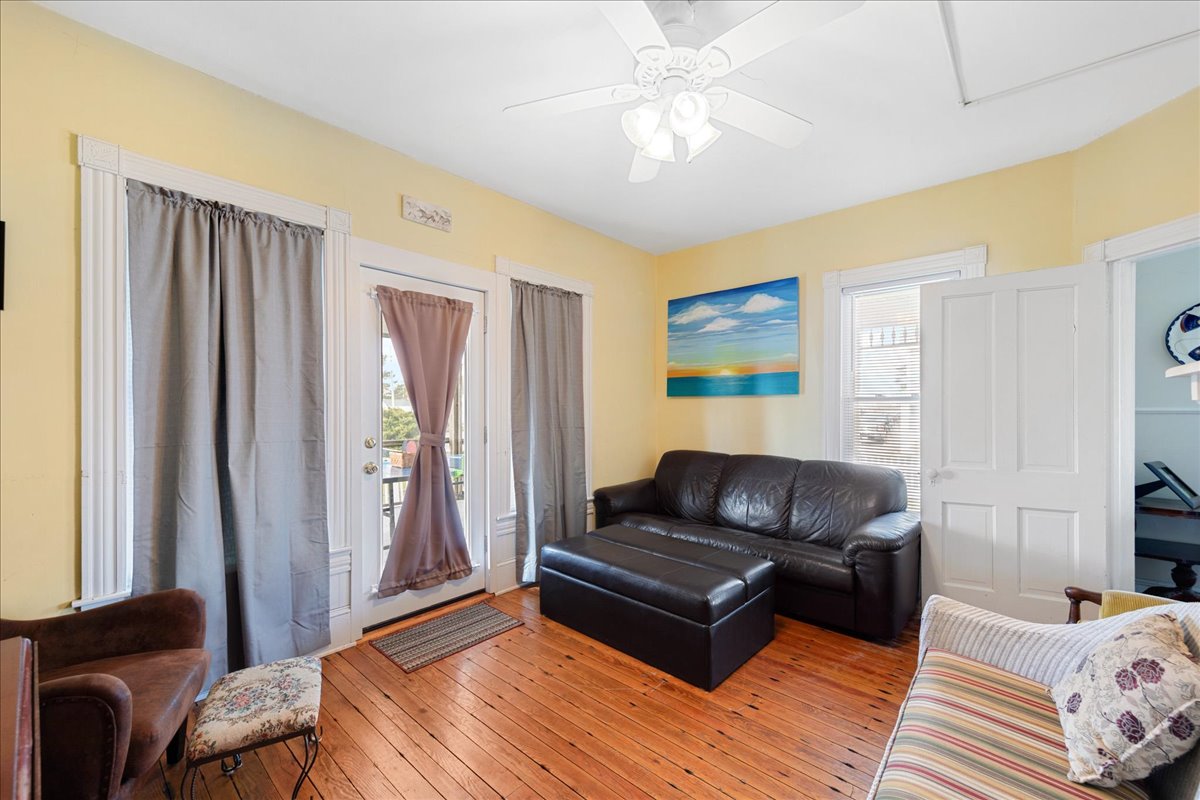 Relax in the Living Area with Free WiFi and Flat Screen Streaming Only TV.