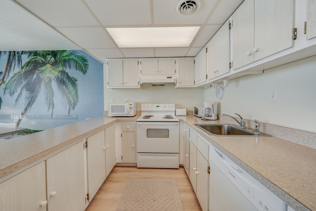 The Chef in your Family will love the Kitchen!