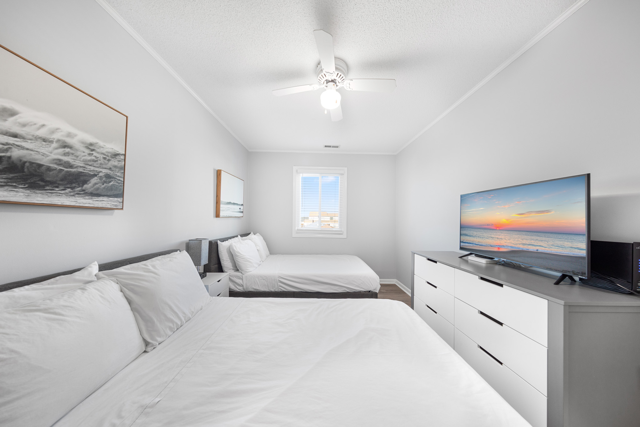 Light, Bright, and, Beachy vibes!