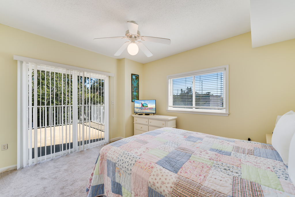 Bedroom 3 also has a Flat Screen TV.
