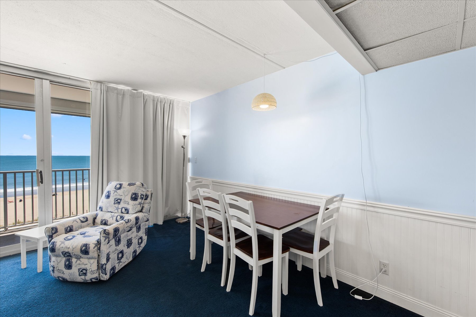 Gather around he Dining Table for Dinner or Family game night.