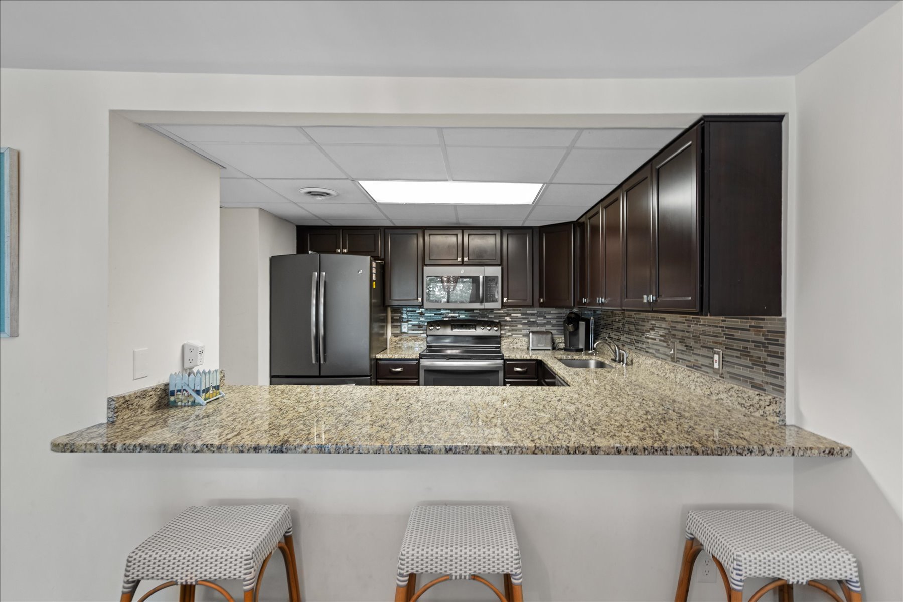 Enjoy your morning meal or mid-day snack at the Breakfast Bar!