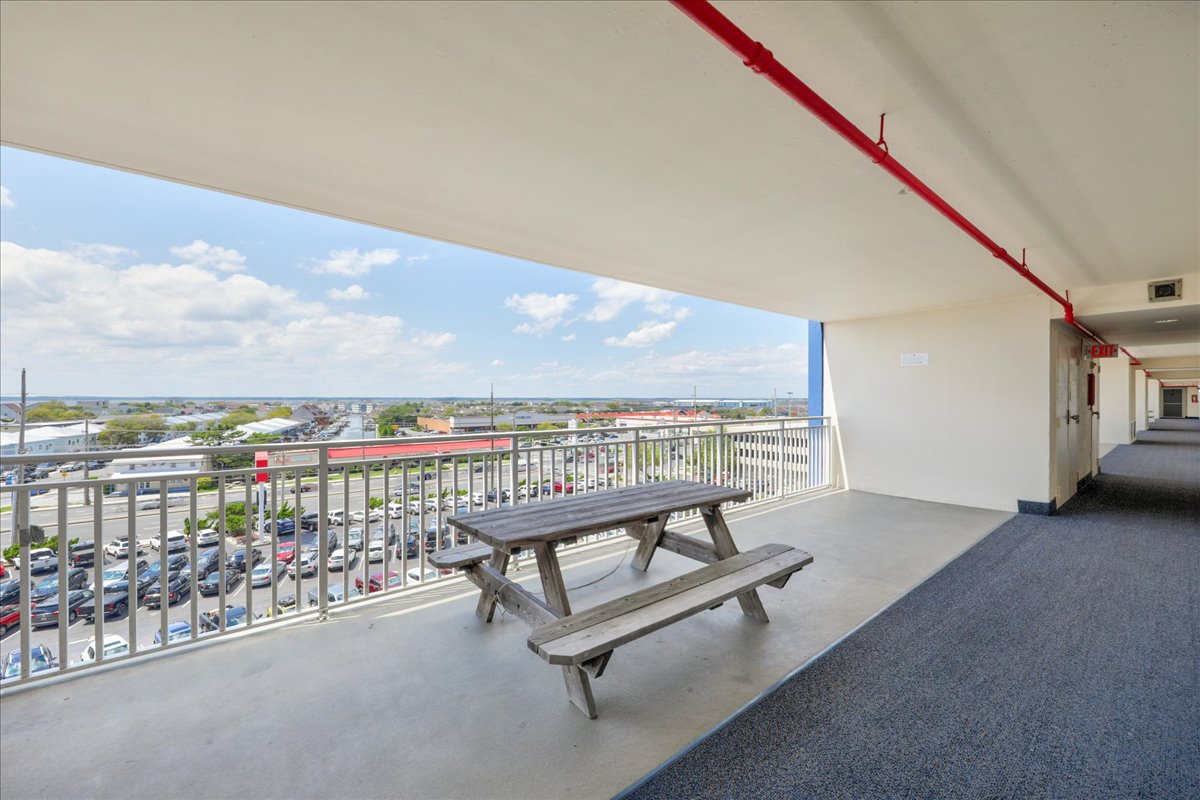 Slip out and take in that Sweet & Salty Ocean Breeze!