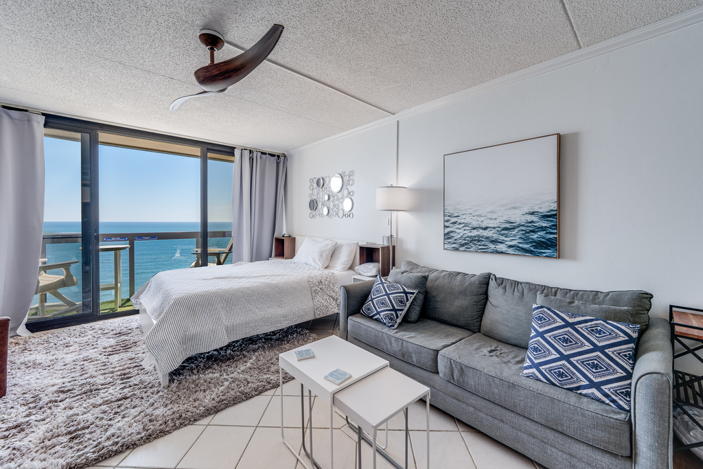Sink into the comfy furnishings and cool down in the AC after a fun-filled beach day!