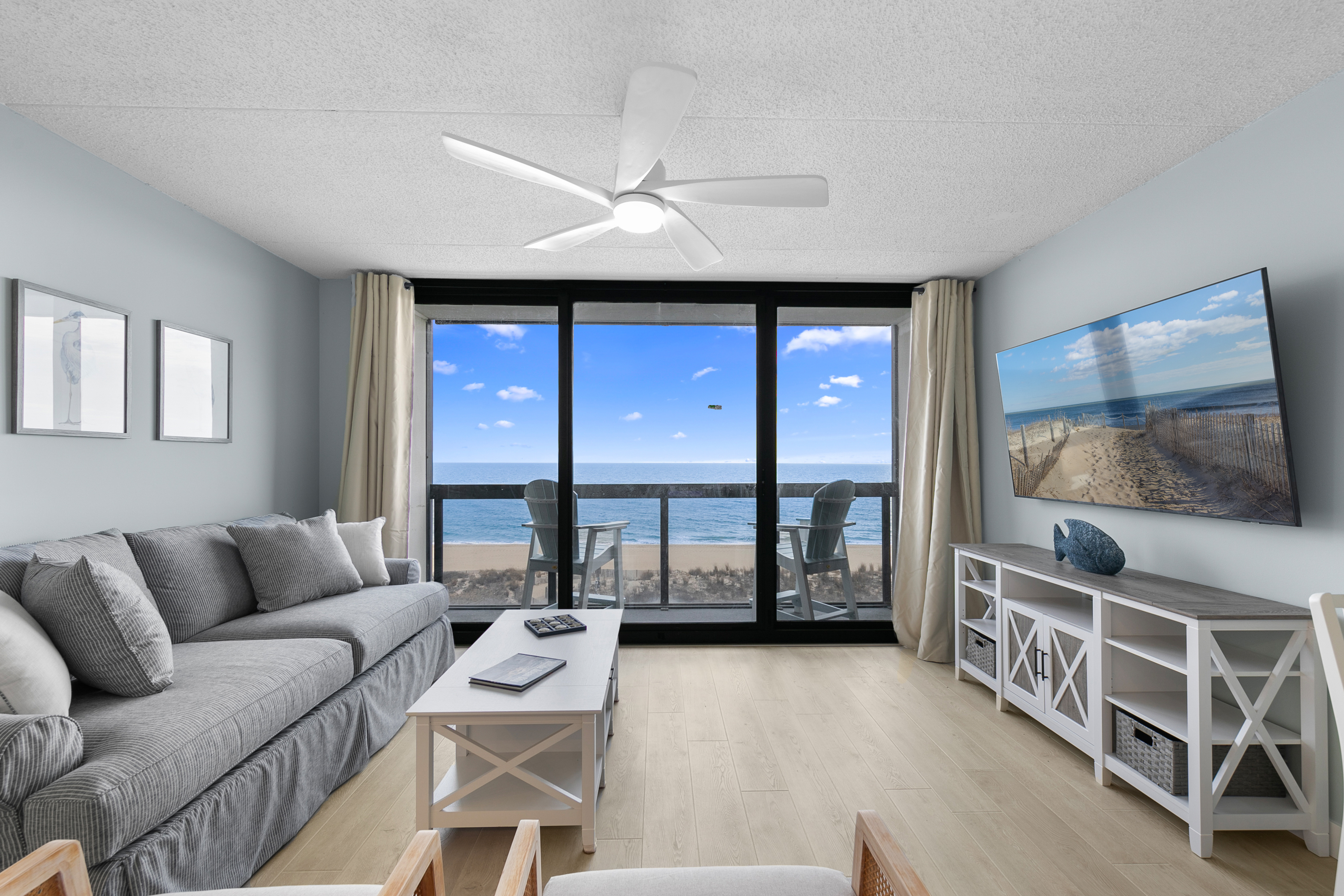 Kick back and enjoy the Central AC, Free Wi-Fi and Flat Screen TV!