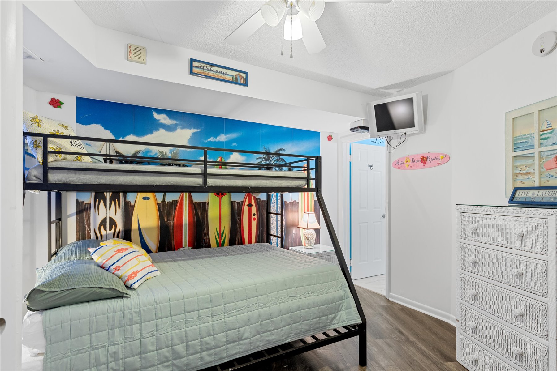 Bedroom 2 features a Pyramid Bunk.
