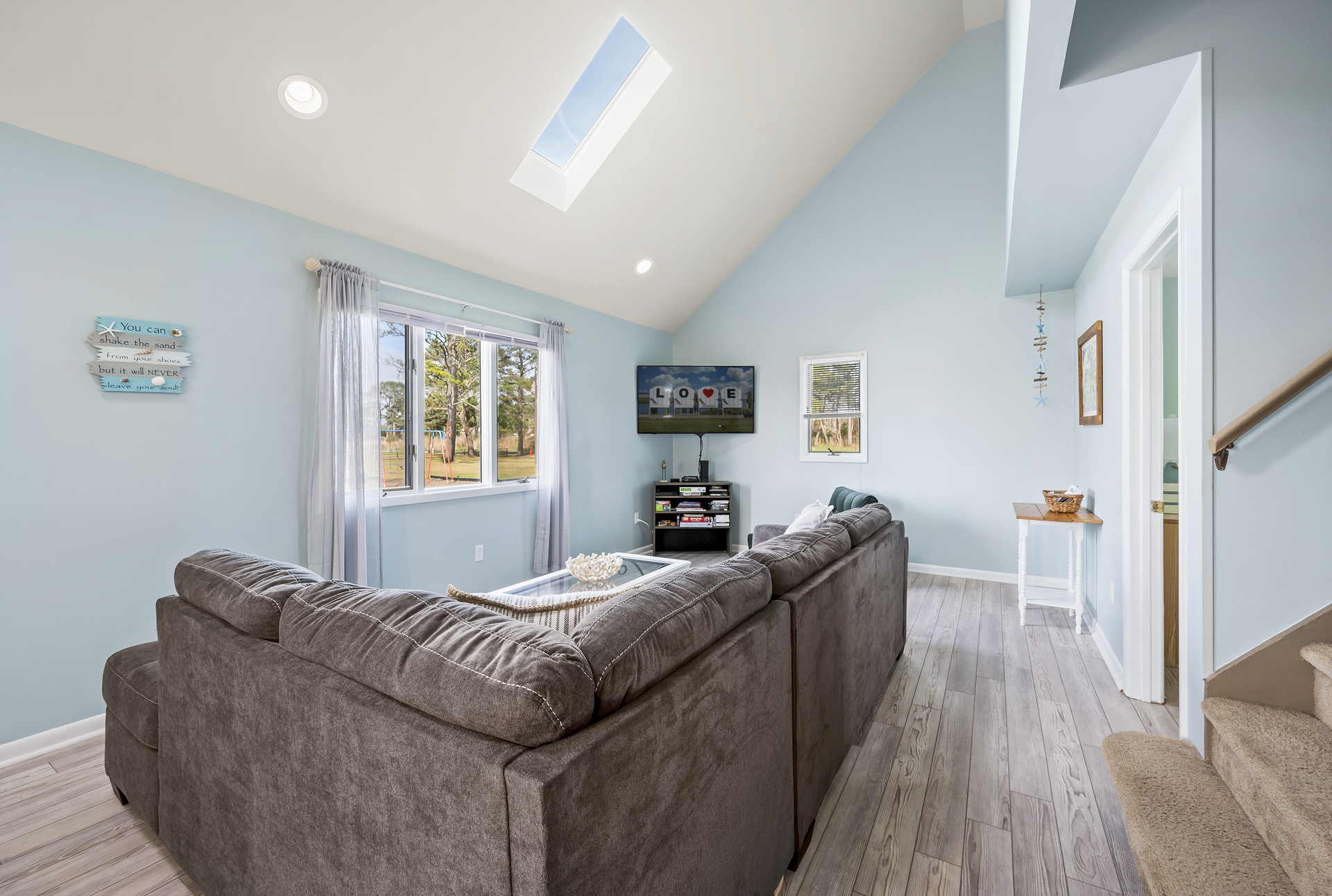 Gorgeous New Flooring and New Furnishings!