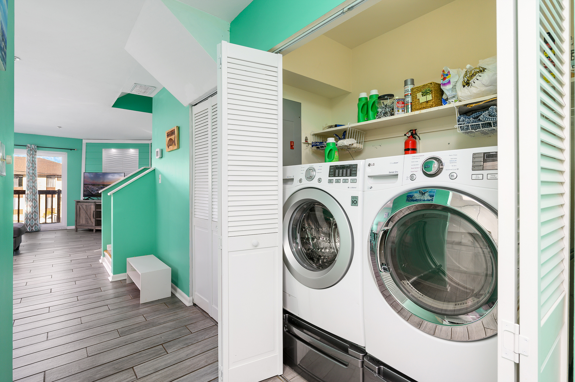 No need to overpack with the convenient washer and dryer!!