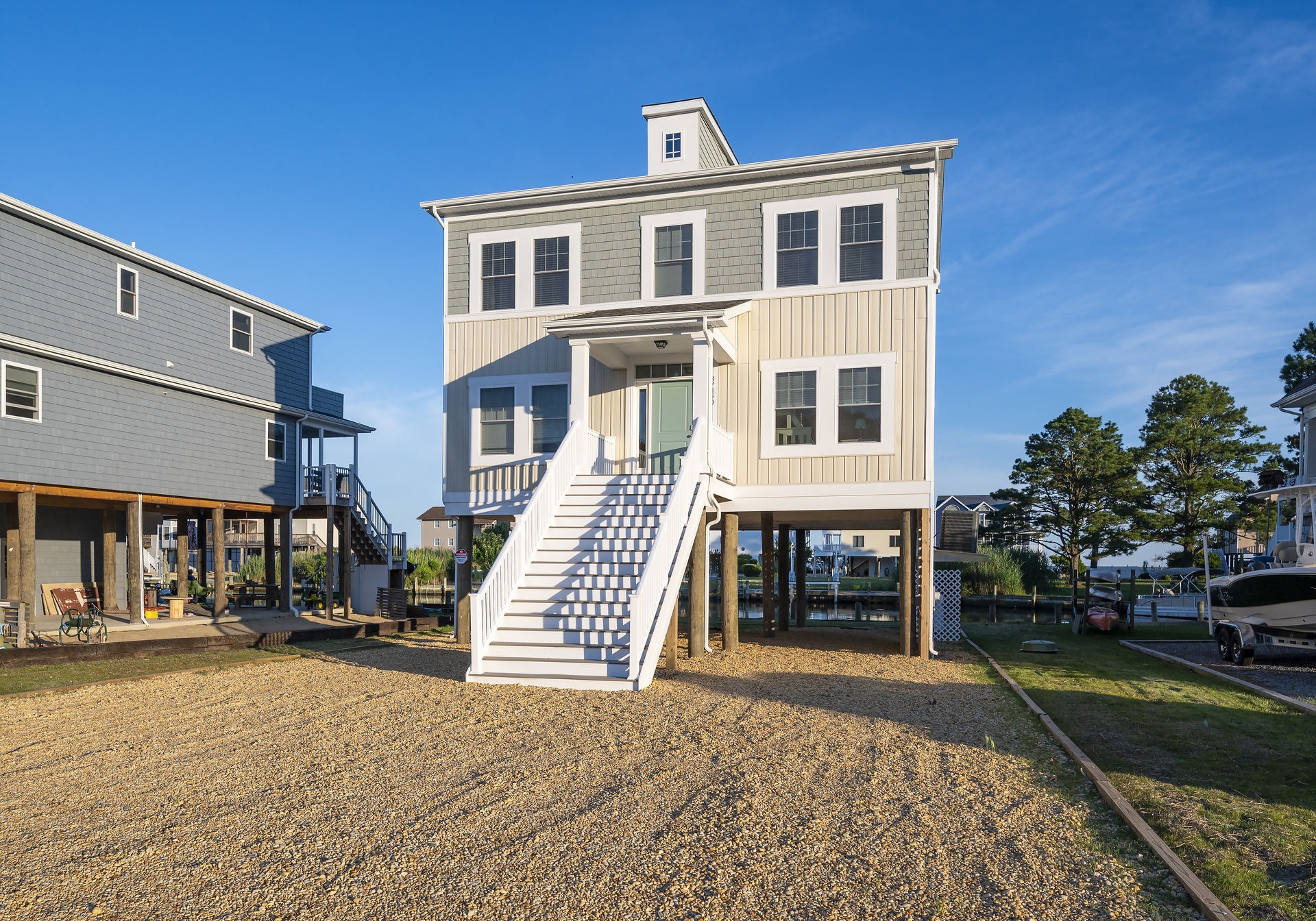 Perched on a serene Canal on the Chincoteague Bay!