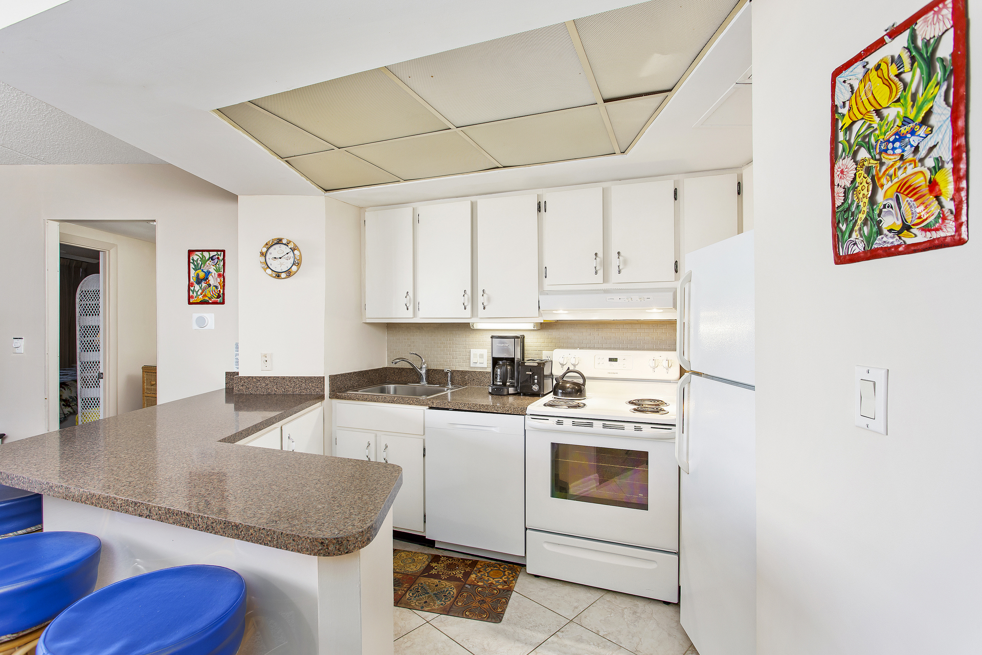 The Chef in your family will love the open & inviting Kitchen.