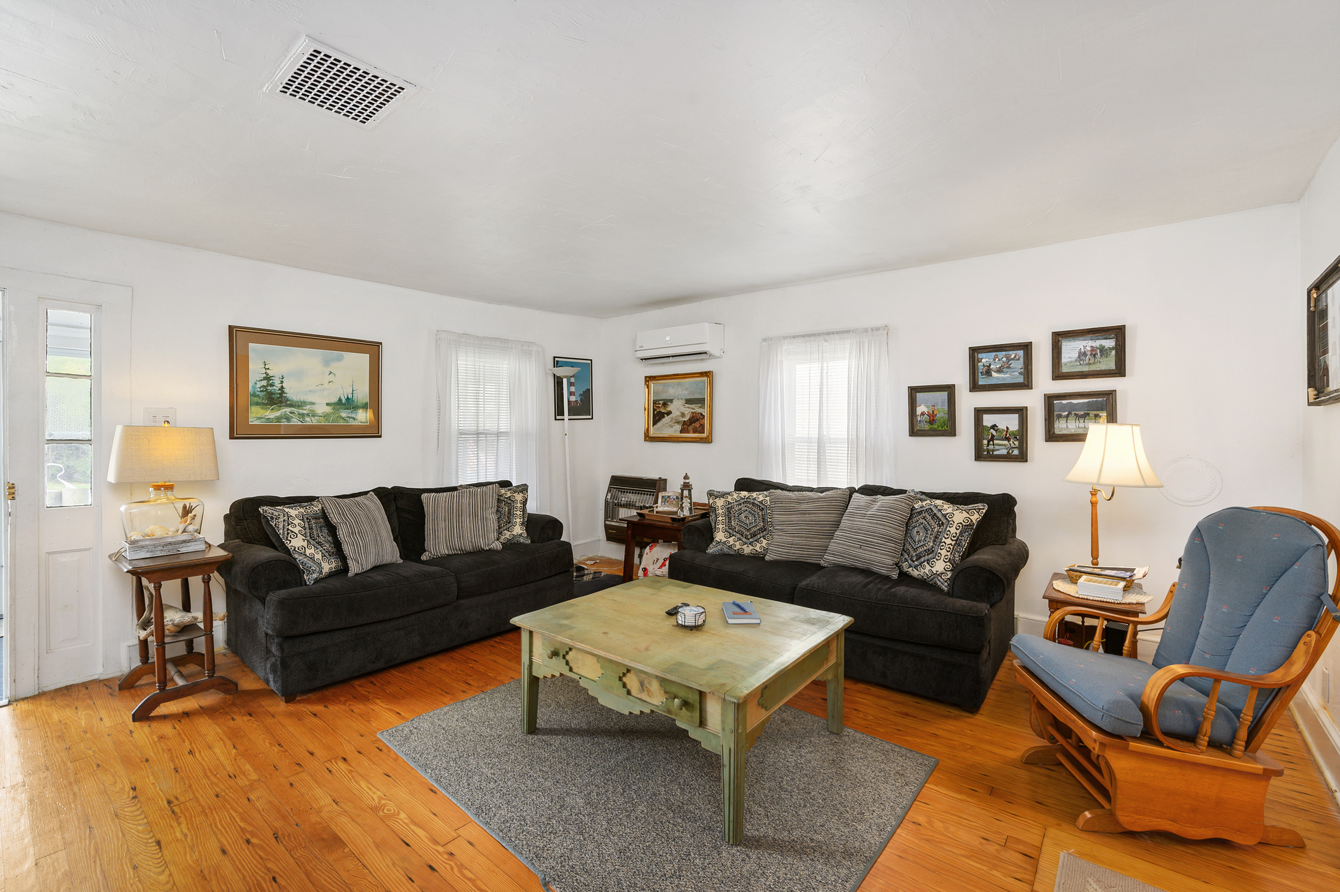 Relax in the Living Area with Free WiFi and Flat Screen Streaming TV.