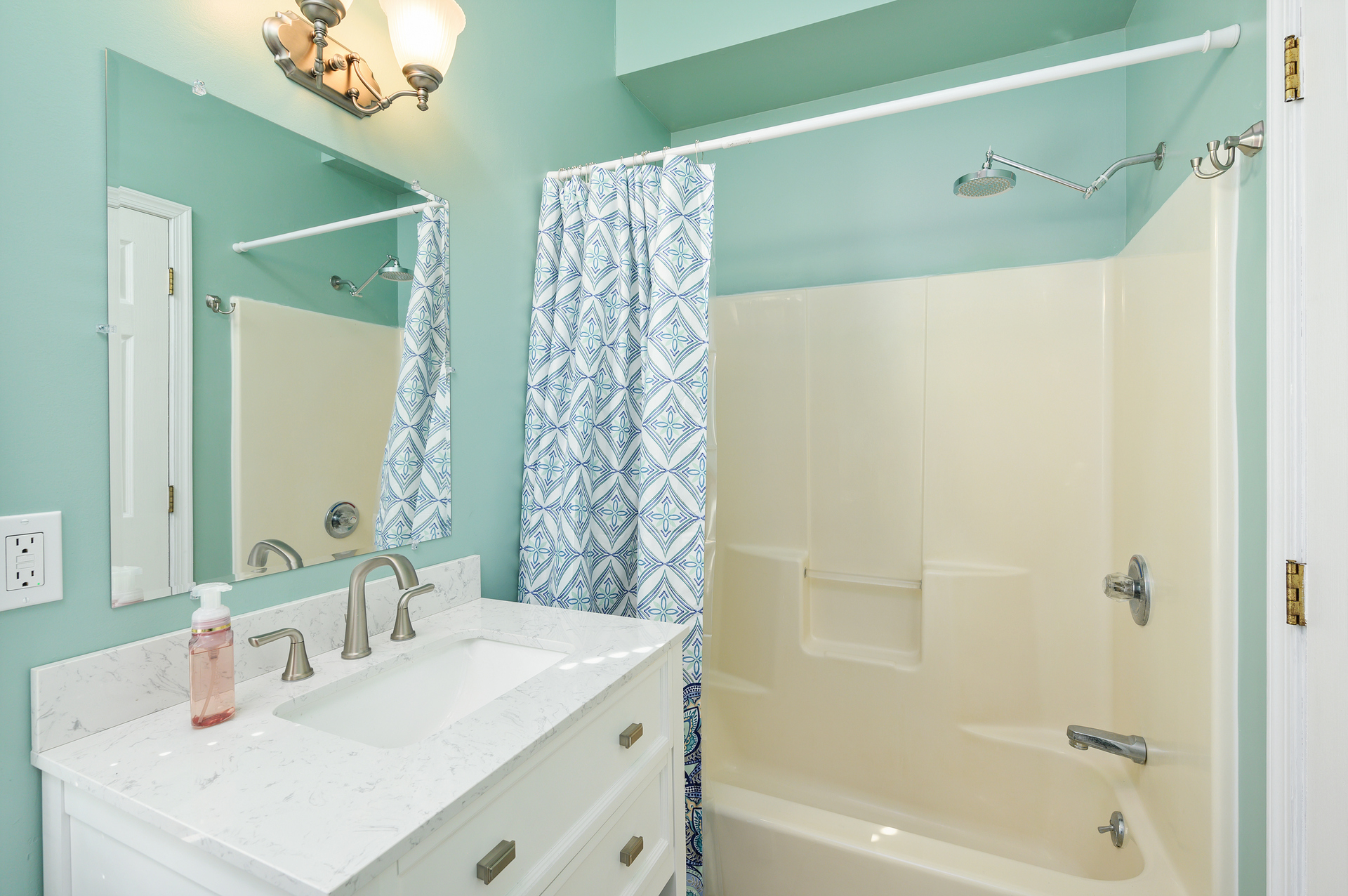 Full Bath 1 Full Bath 1 is also on the 1st Floor.