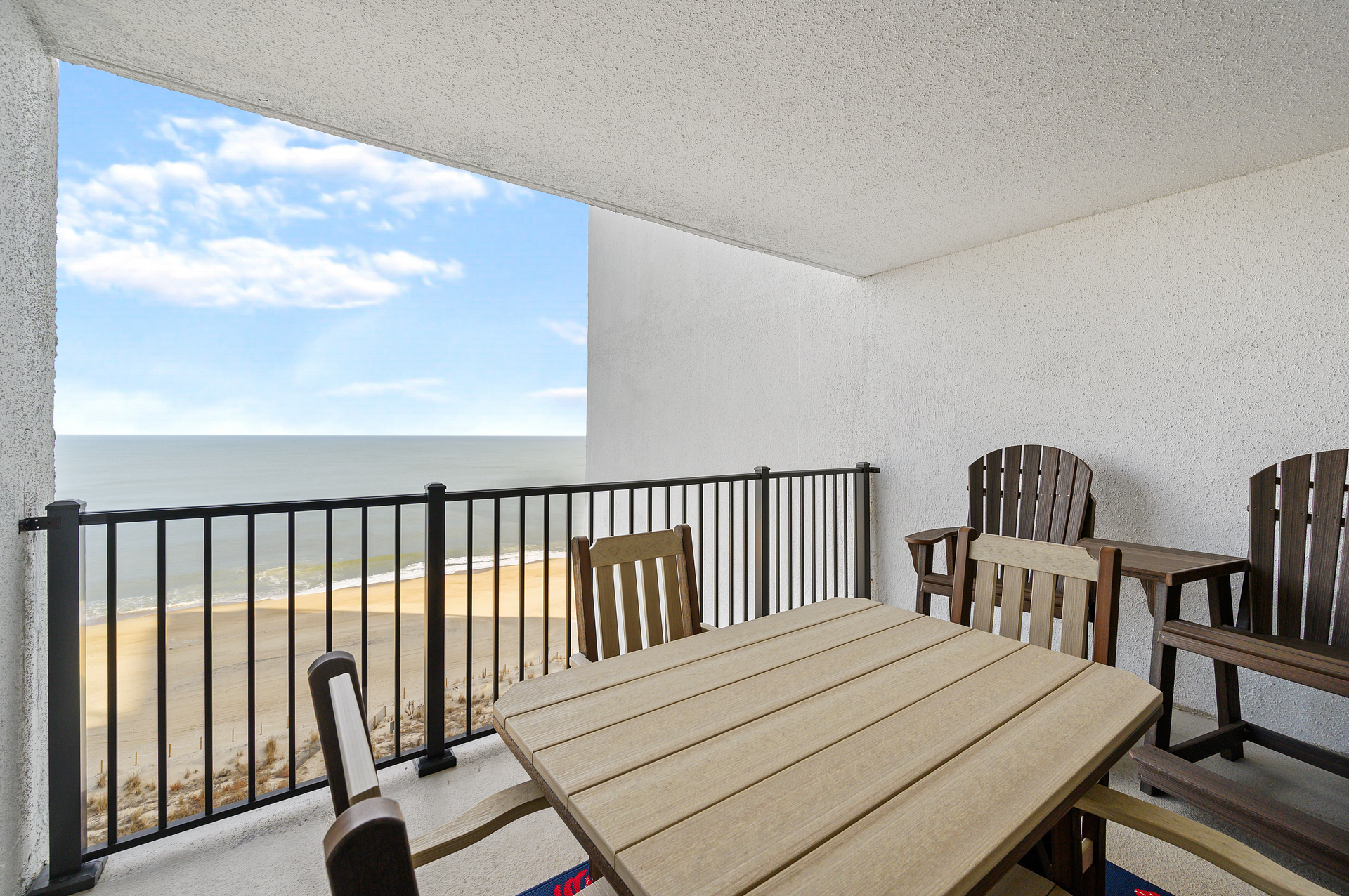 Relax and enjoy the sweet and salty smells of the Ocean.