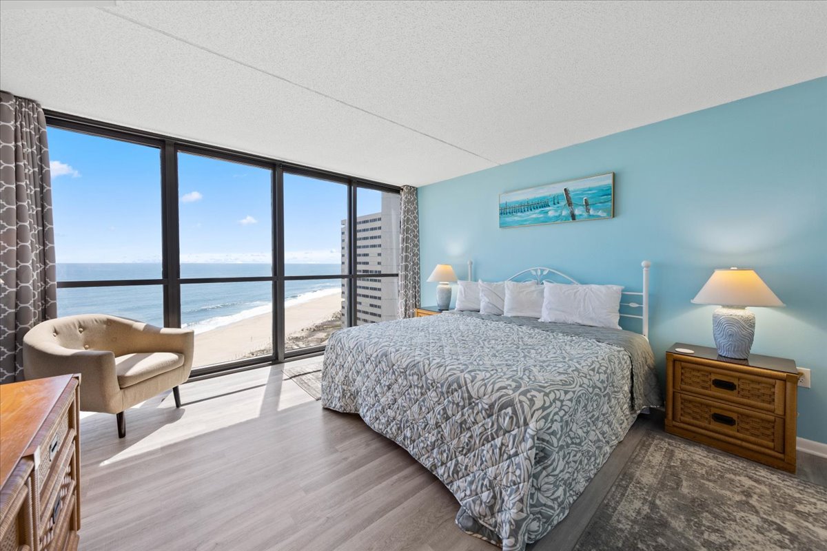 With views like this, you may never want to leave the bed!