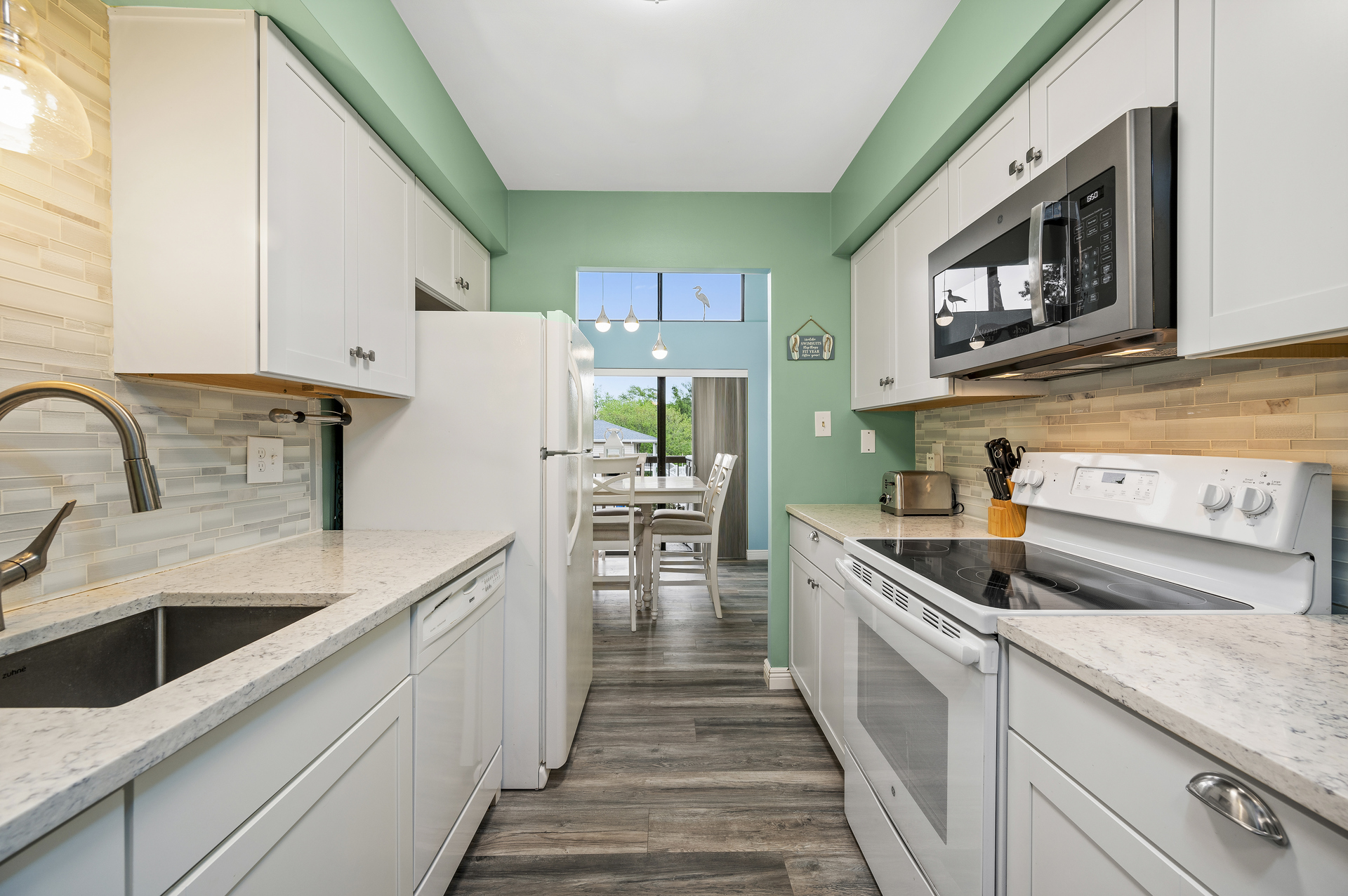 Mealtime will be a bay breeze!