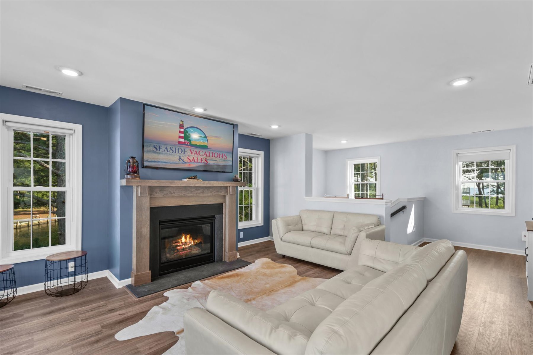 Relax in the Living Area wit Free WiFi and Flat Screen Streaming TV.