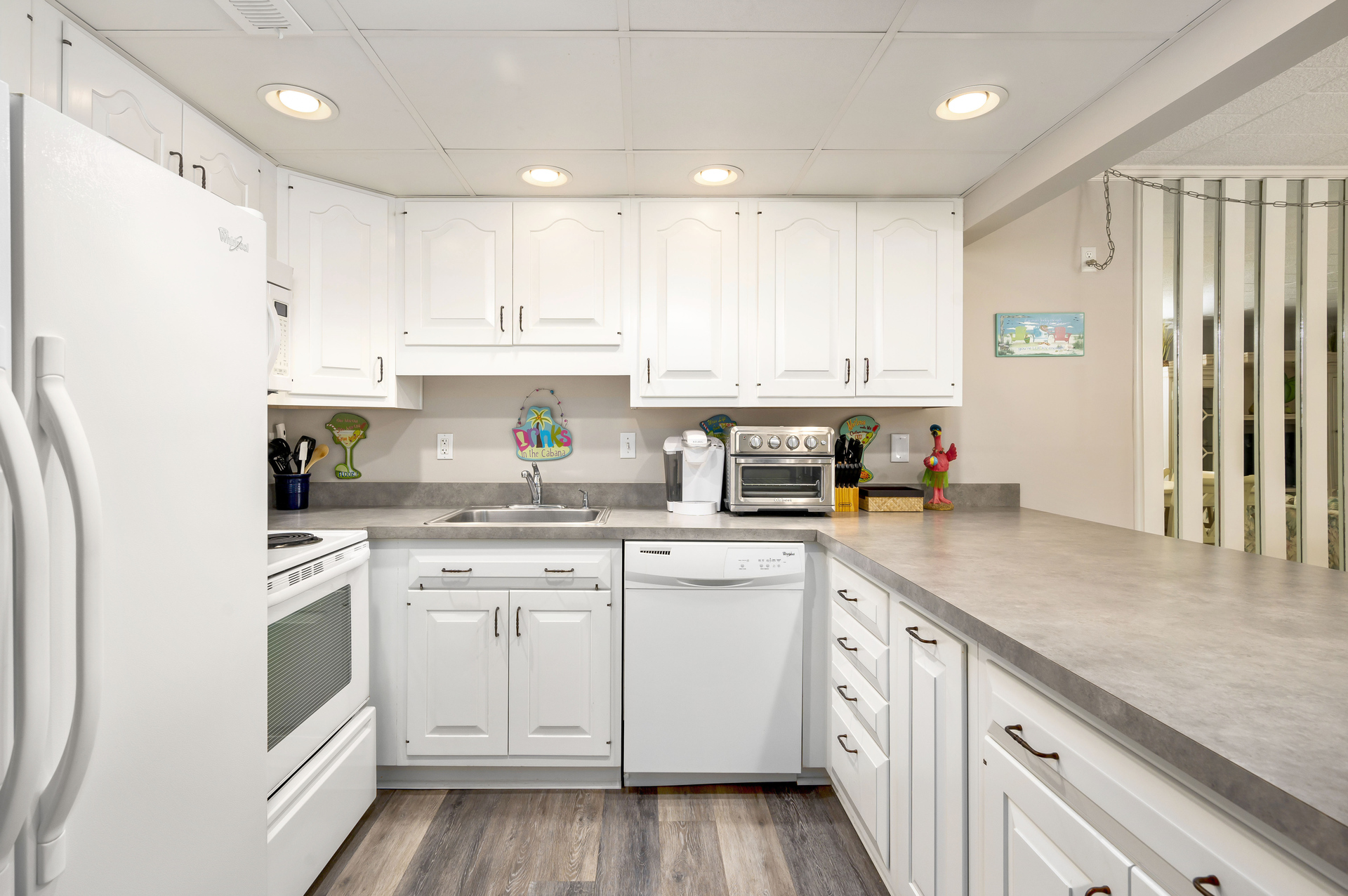 The Chef in your Family will be in awe of the Well-Stocked Kitchen!