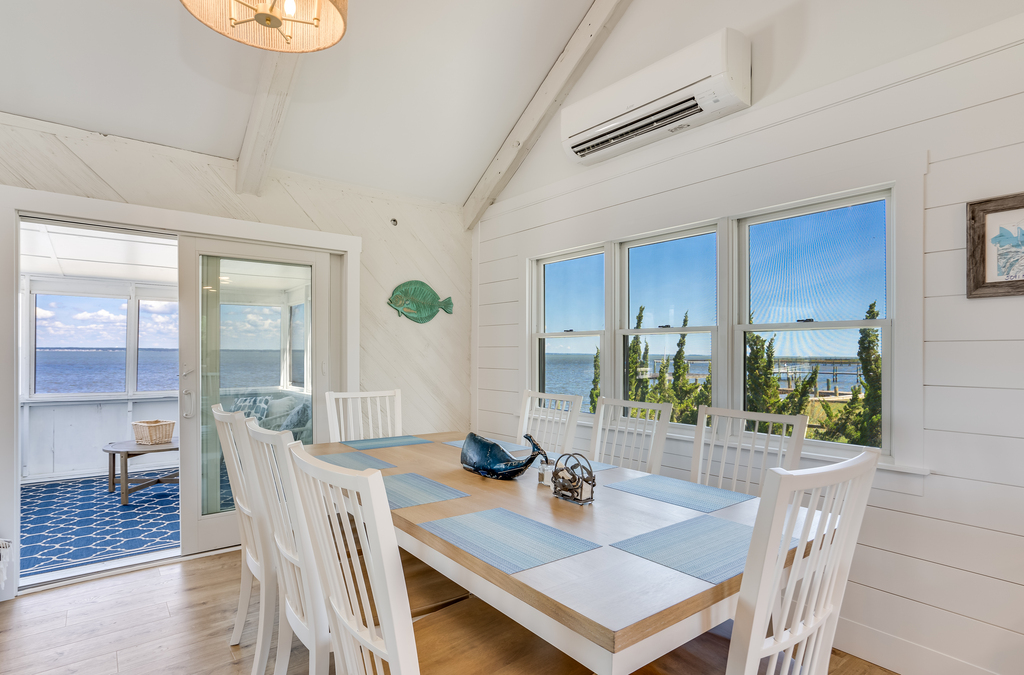 Dine in the comfort of Central AC with gorgeous Bay Views all around.