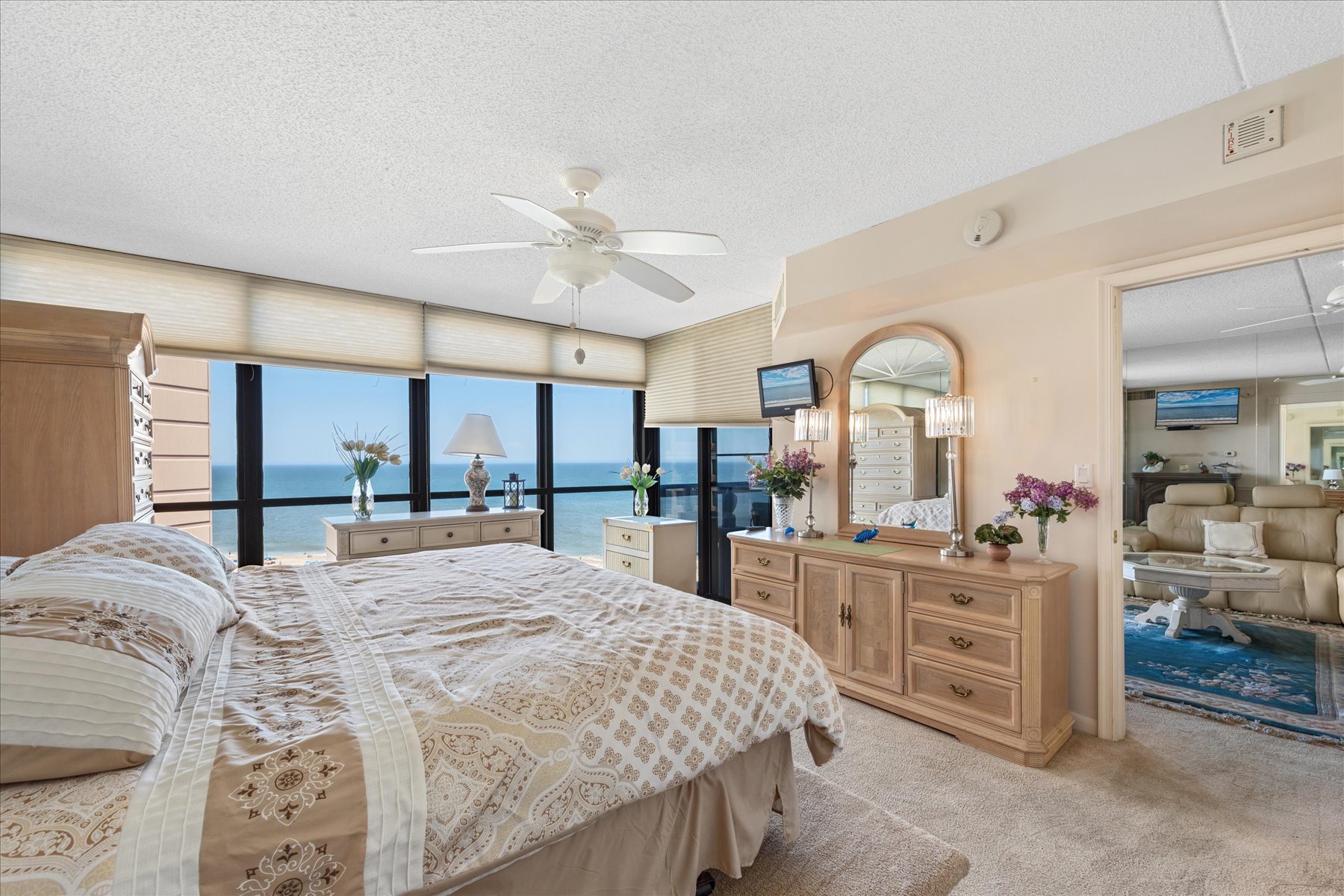 You will love to wake up to this View!