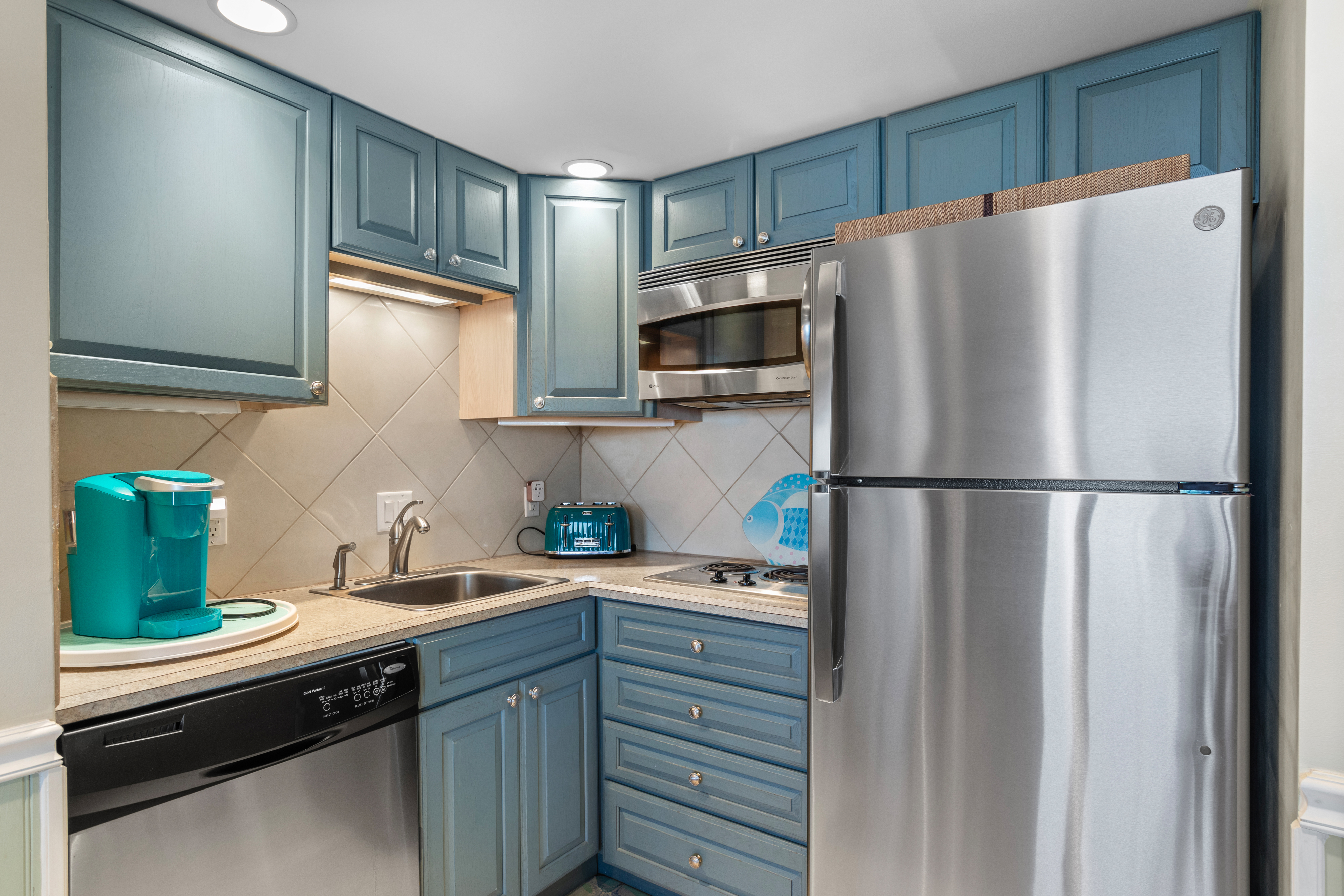 The Kitchen will delight the Chef in your family - well stocked with all you need to make any mealtime a breeze!