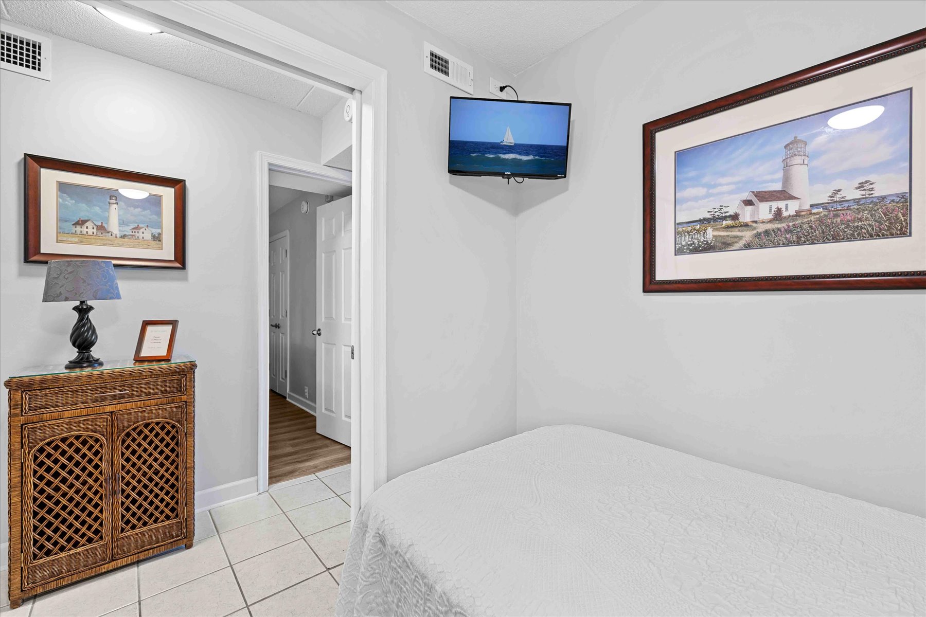 The kids can enjoy their favorite shows on the Flat Screen TV.