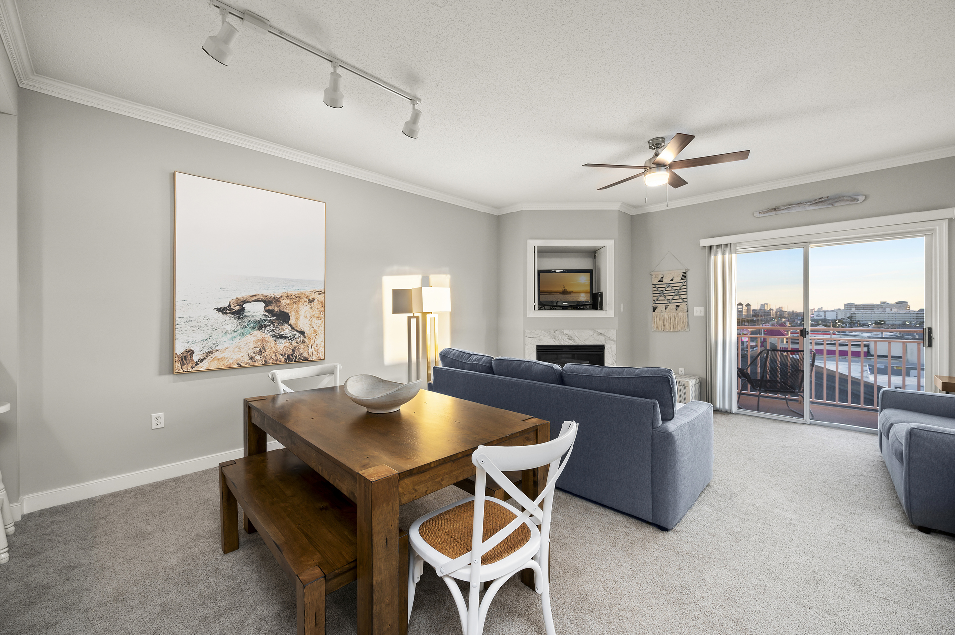 Relax in style and comfort in the heart of OCMD!