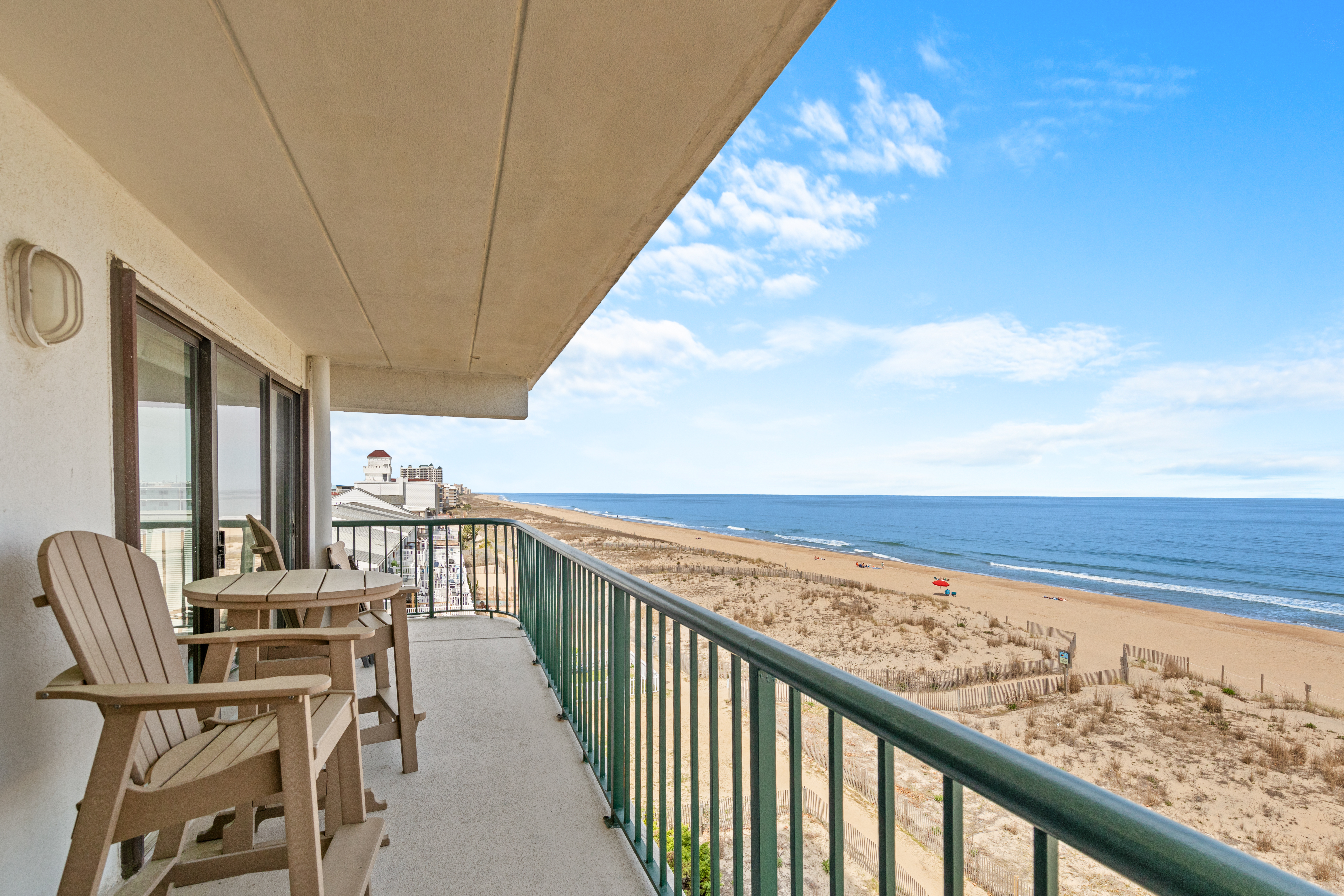 Sprawling views of the Beach from this Balcony.