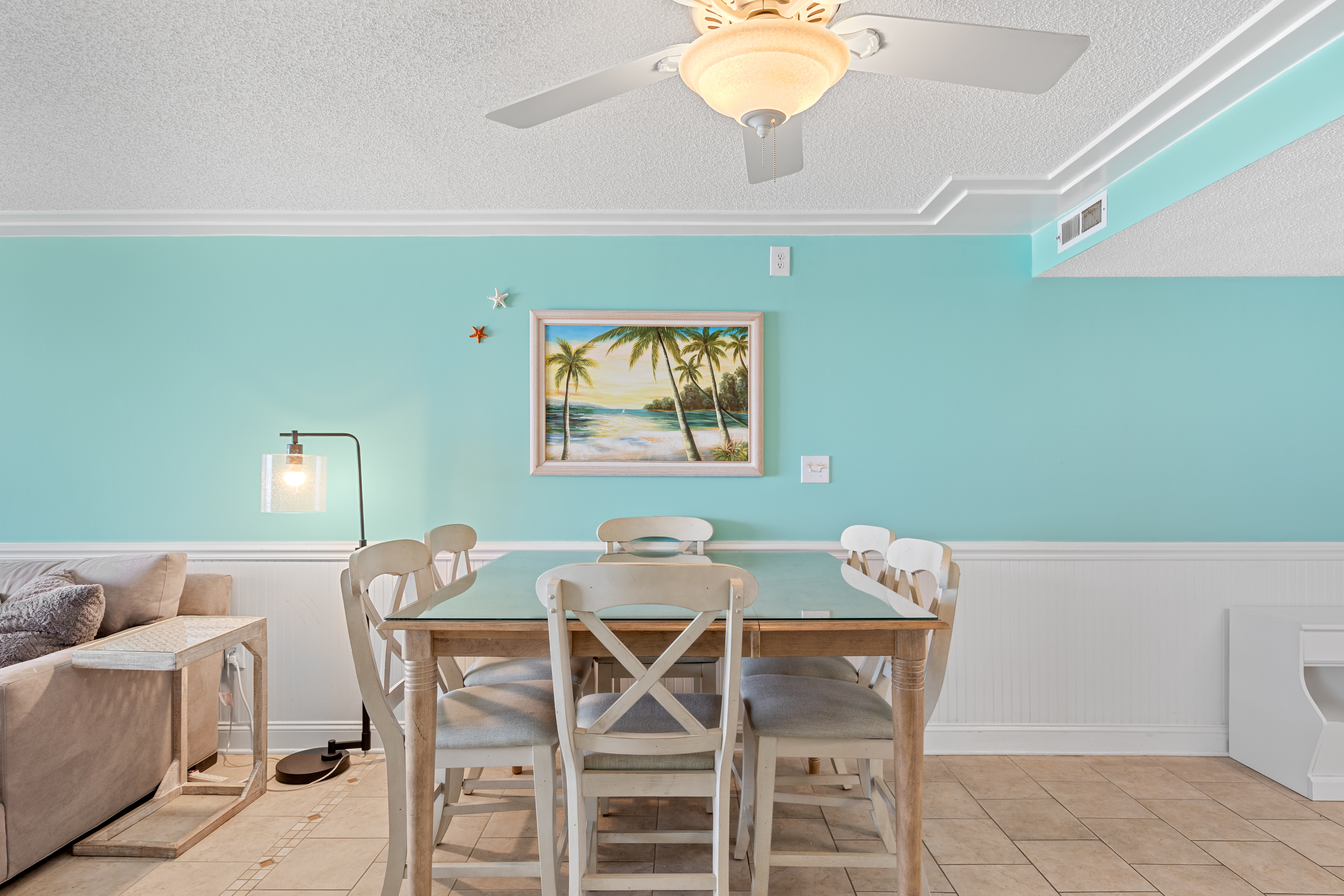 The perfect table for Family meals or Family game night!