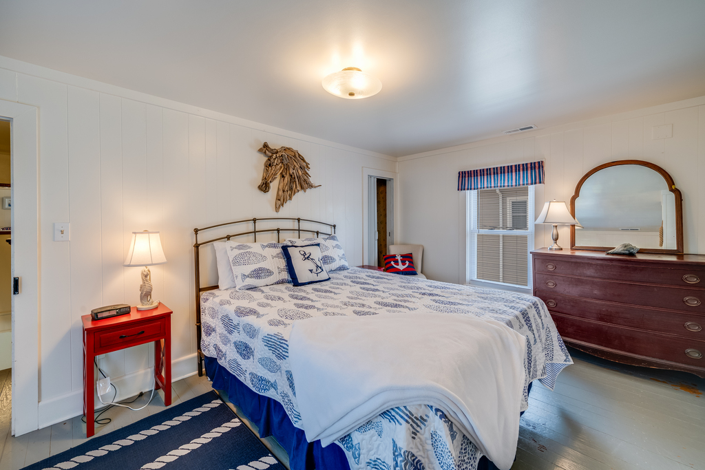 Wander upstairs to find the Bedrooms and another Full Bath.