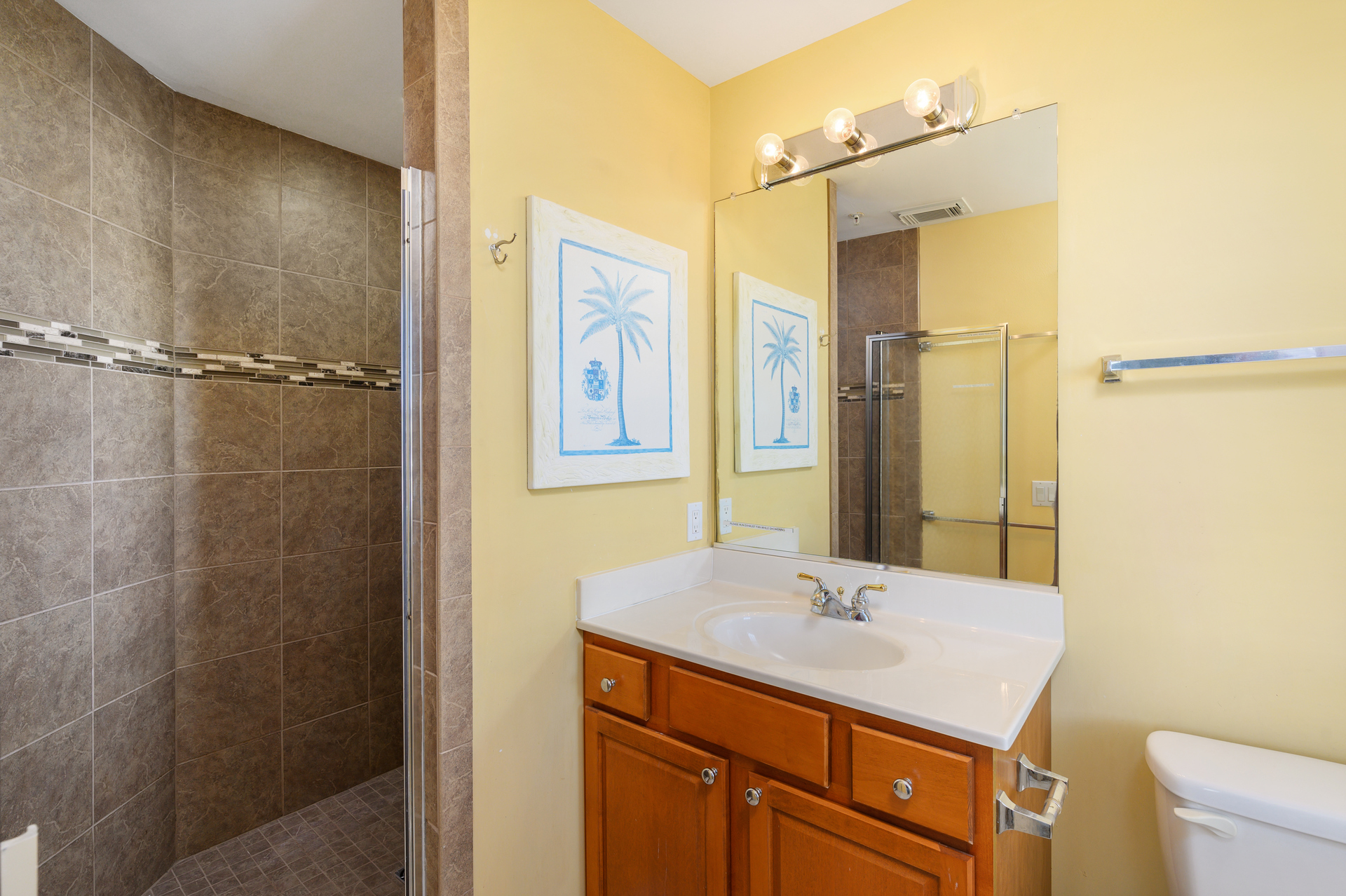 Unpack and make this beautiful sanctuary your home for the week