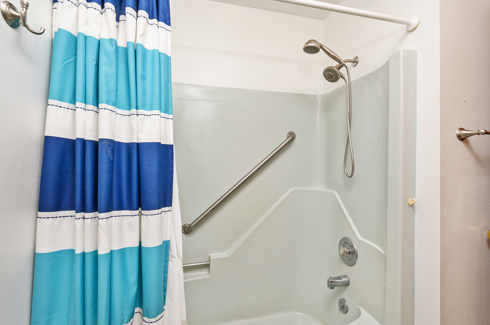 Another View of Full Bath 1.