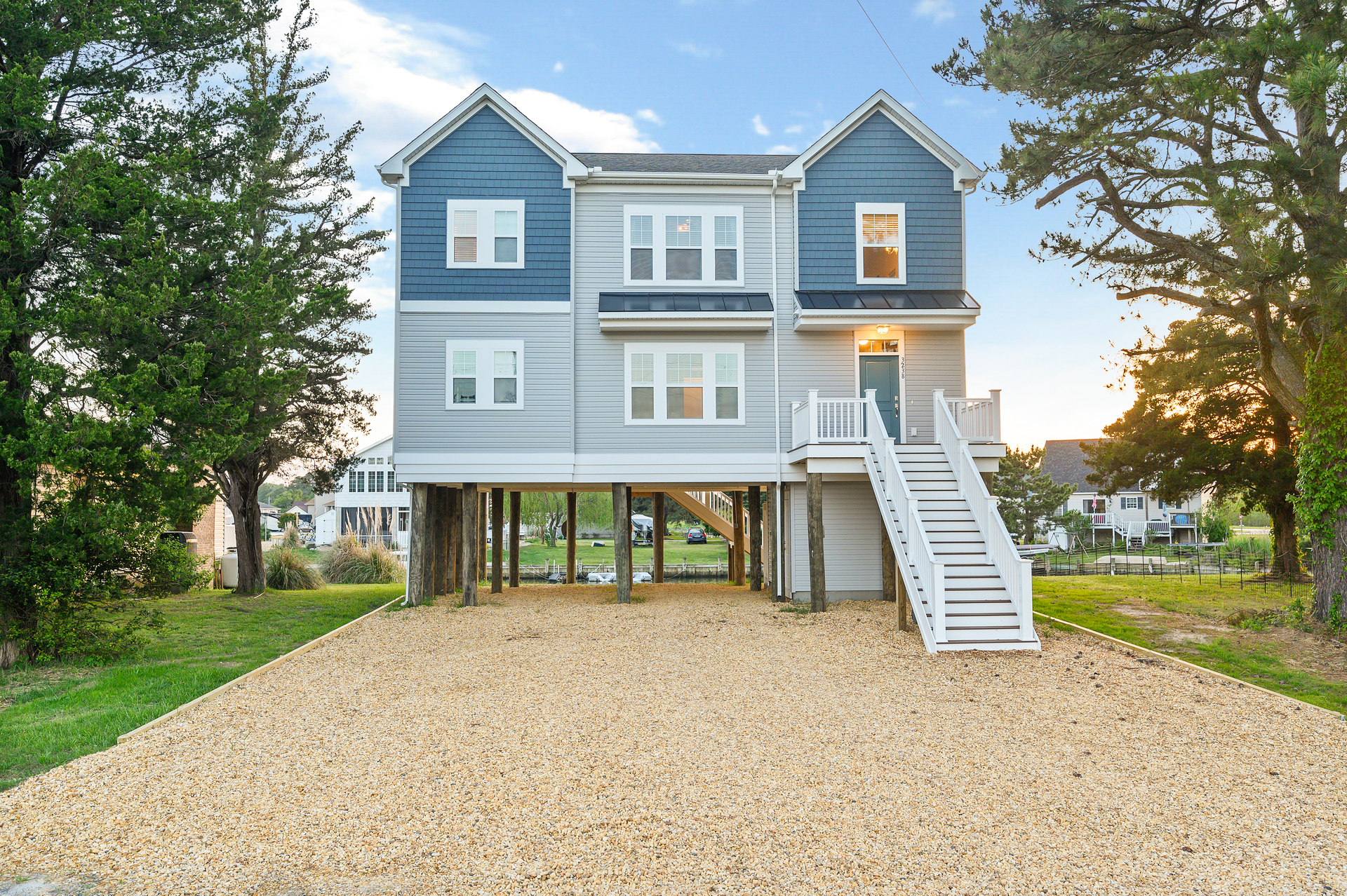 Dock Holiday - A true Luxury Vacation Experience!