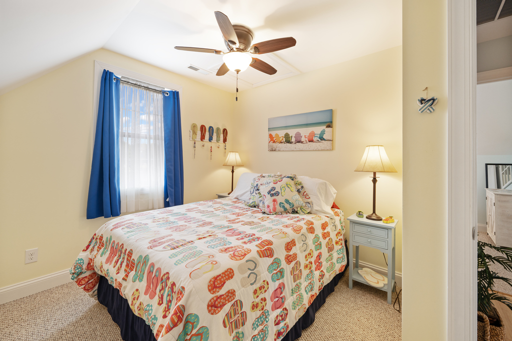 Bedroom 3 is adorned in cheerful colors and has a Full Bed.