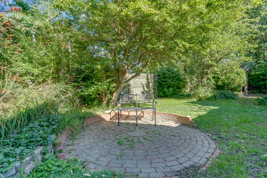 Another Seating Area along the way to the Game Room!