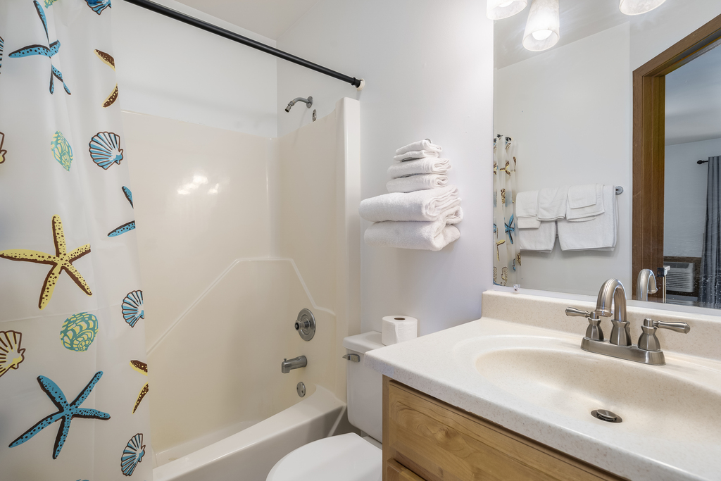 Updated Full Bath with Tub/Shower Combo.