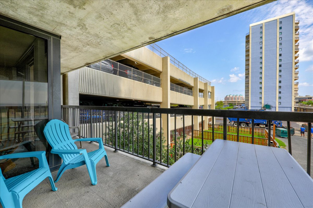 Enjoy all the Wonderful Amenities Sea Watch has to offer!