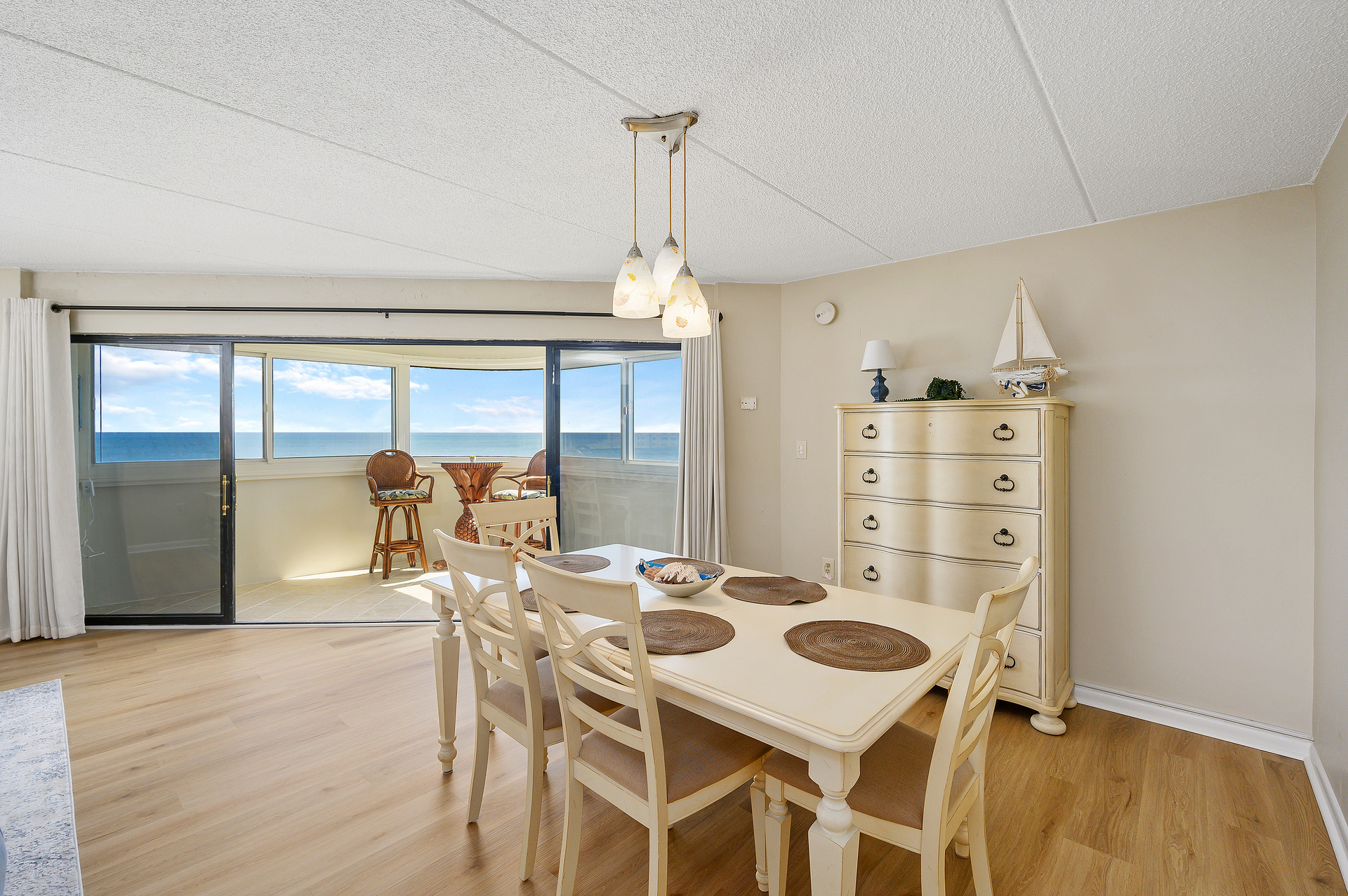 There is plenty of seating to gather for a Family meal in