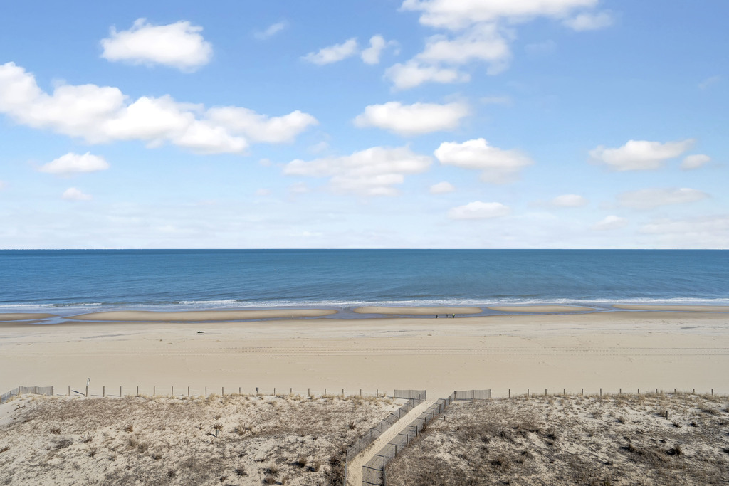 Only steps from the water's edge, kick back and relax you're on Beach Time!