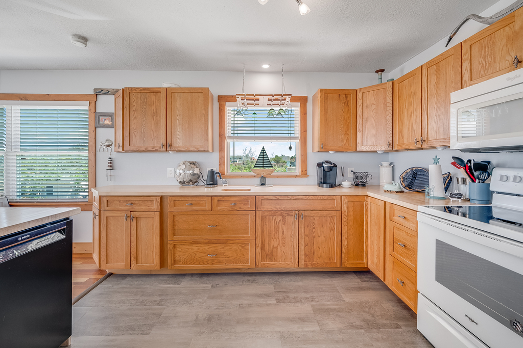 Tons of storage and countertop space.