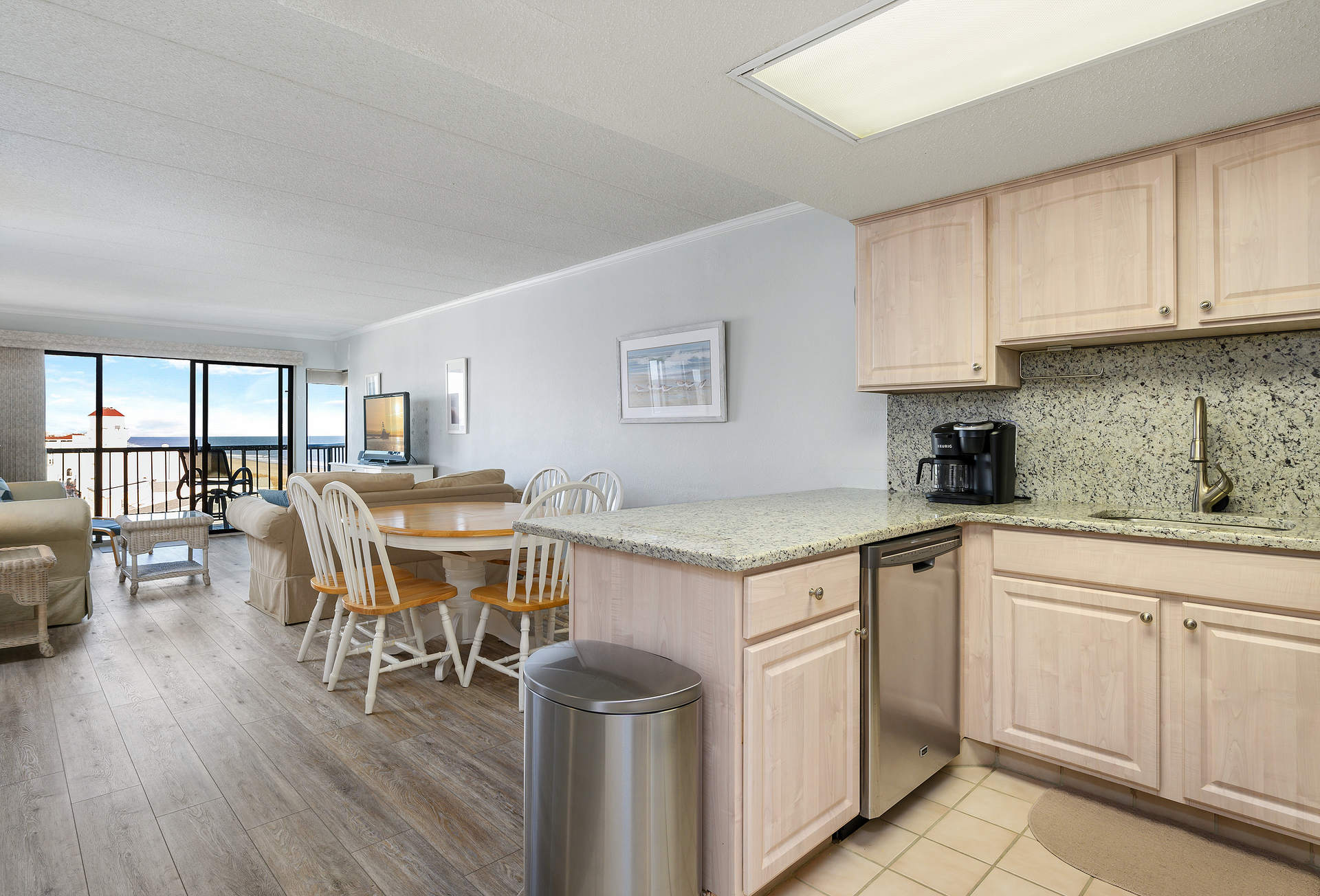 The Breakfast Bar is a great spot for a quick bite before hitting the beach!