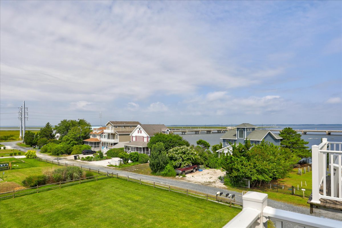 Looking towards the Causeway.