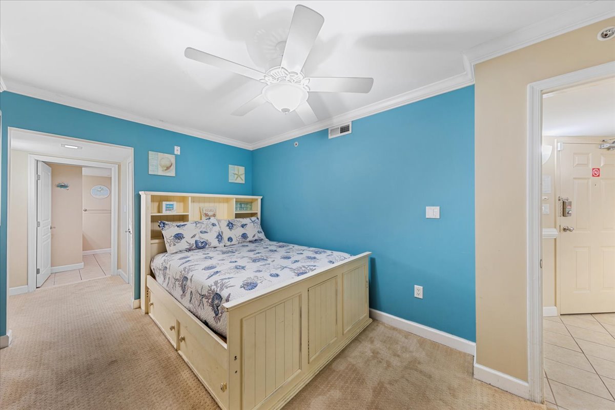The Junior Primary Bedroom is the perfect space to Relax & Rejuvenate!