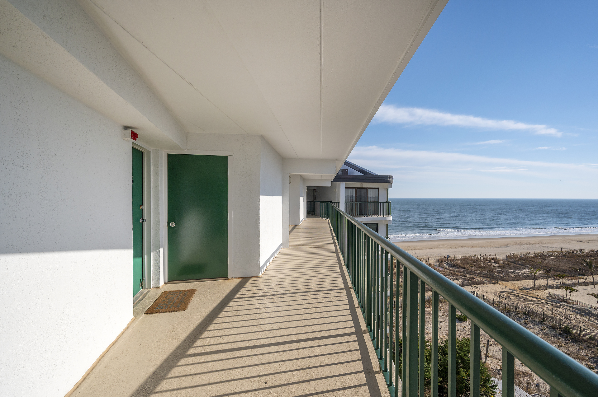 Entrance to Summer Beach 603