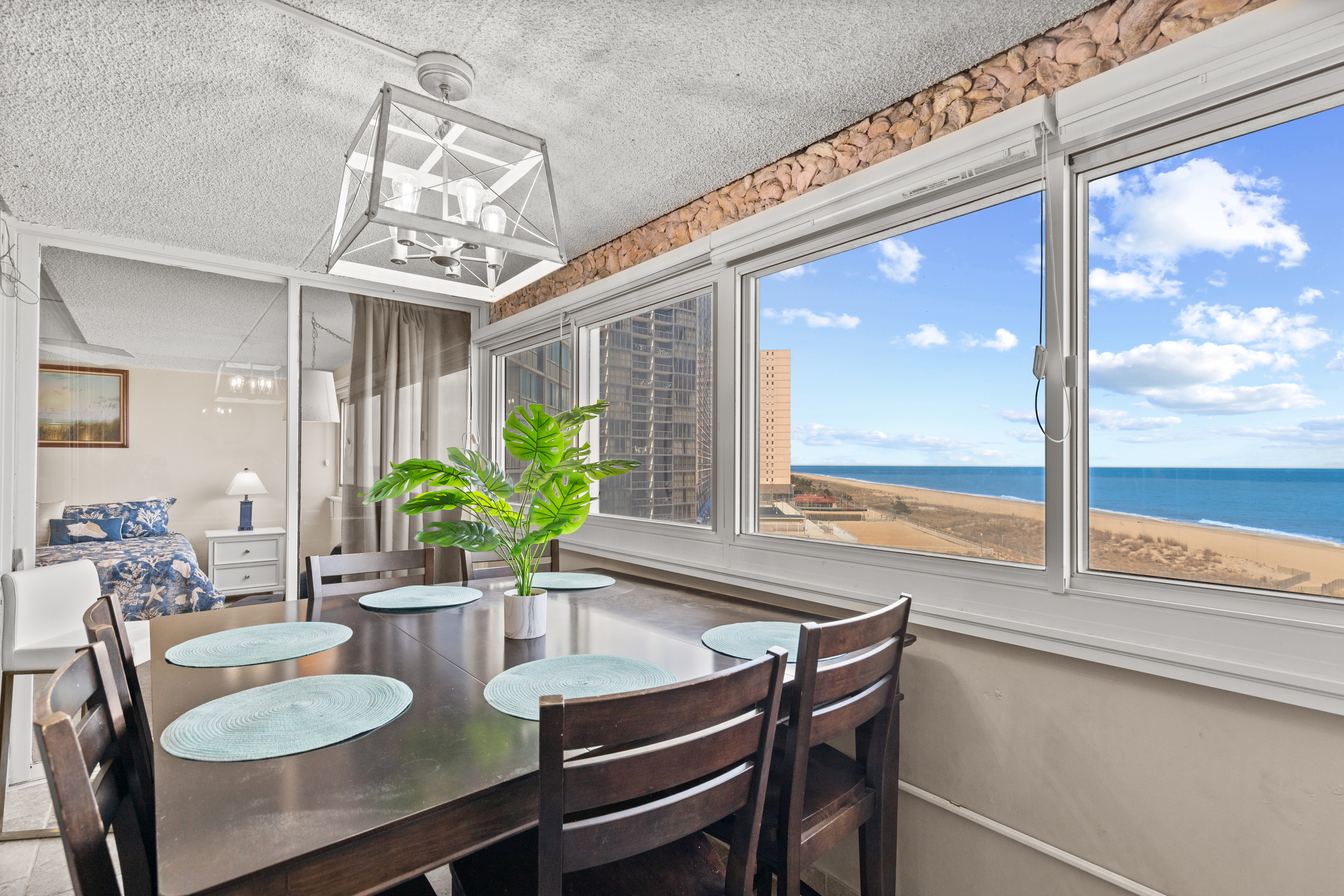 Plenty of room for Family dinner or Family game night.