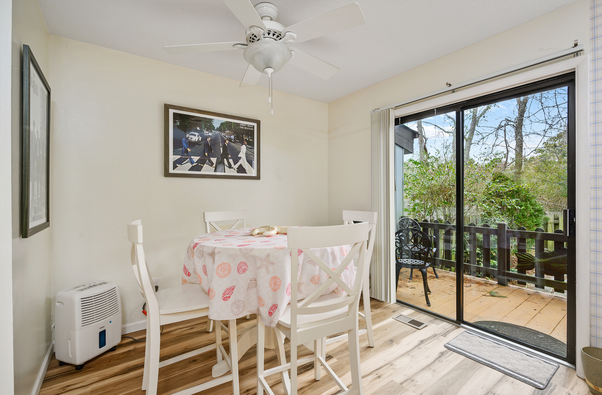 Dine in the comfort of Central AC.....