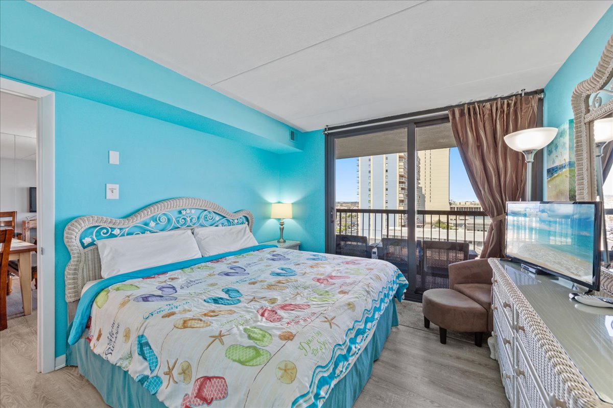 The Primary Bedroom is adorned in Light & Bright Hues of Blue!